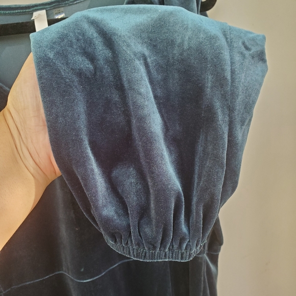 NY Collection Velvet Cold shoulder high low dress - Picture 6 of 7